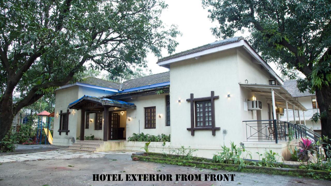 Hotel Girija Khandāla Exteriér fotografie